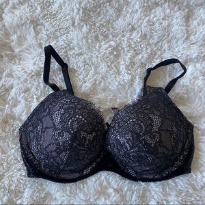 Victorias Secret Very Sexy Push Up Bra Nude Black Lace Size 32C